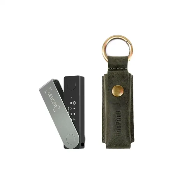 کیف چرم طبیعی محافظ لجر Ledger Nano X مدل بیتس سبز ارتشی با قفل فلزی و حلقه جانبی