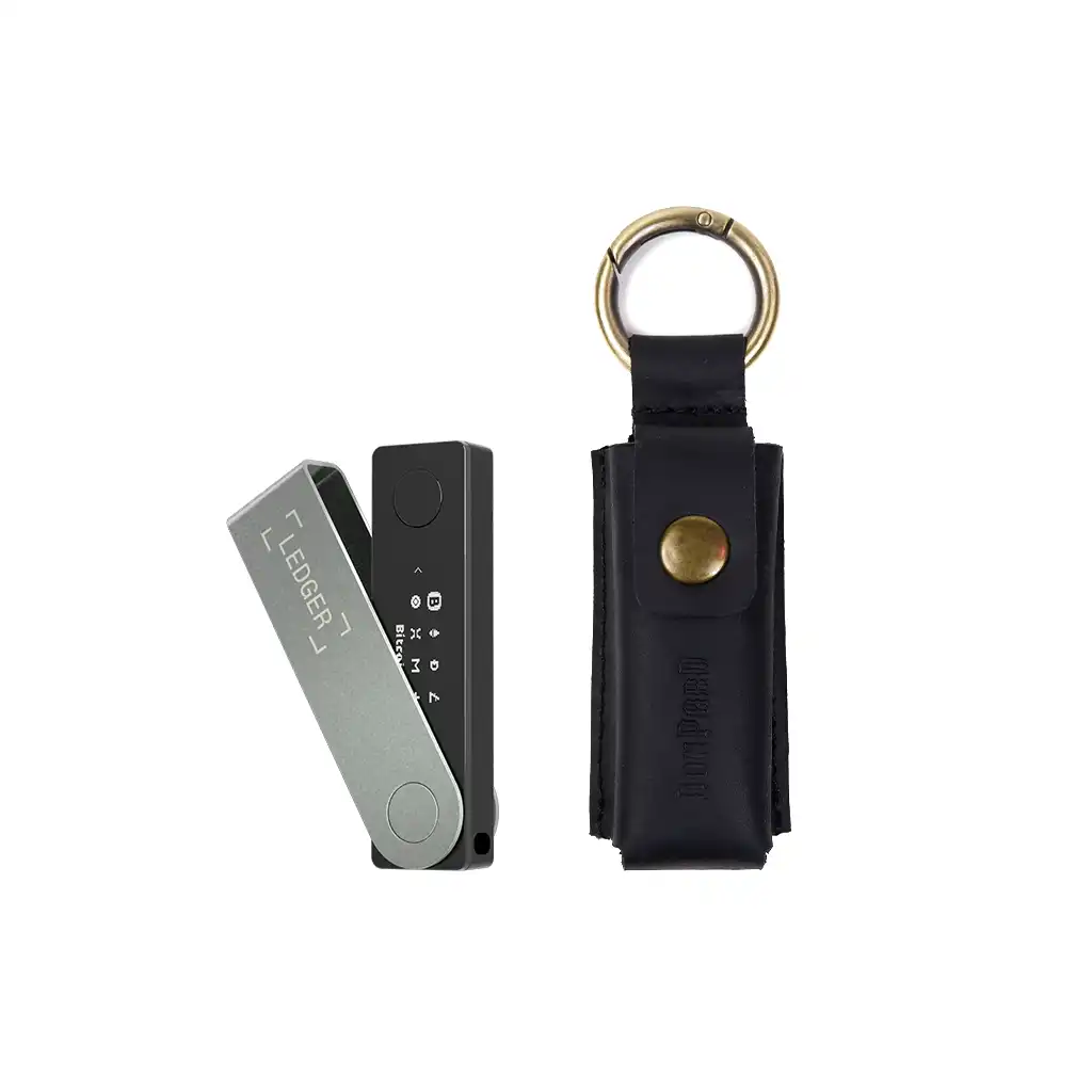 کیف چرم طبیعی محافظ لجر Ledger Nano X مدل بیتس مشکی با دکمه فلزی و حلقه اتصال