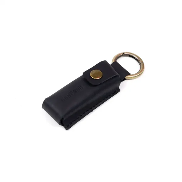 کیف چرم طبیعی محافظ لجر Ledger Nano X مدل بیتس مشکی با دکمه فلزی و حلقه اتصال